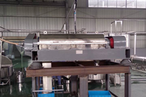 地溝油用三相臥螺離心機(jī)_餐廚垃圾油水渣分離機(jī)